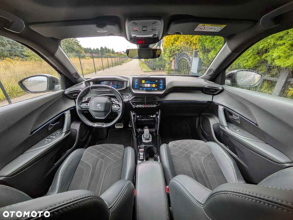 Peugeot 2008 1.2 PureTech GT Pack S&S EAT8 - 10