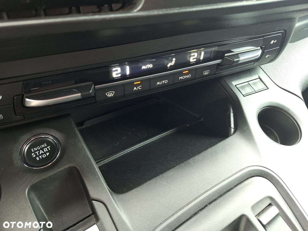 Toyota Proace City Verso Long 1.2 D-4T Family - 17