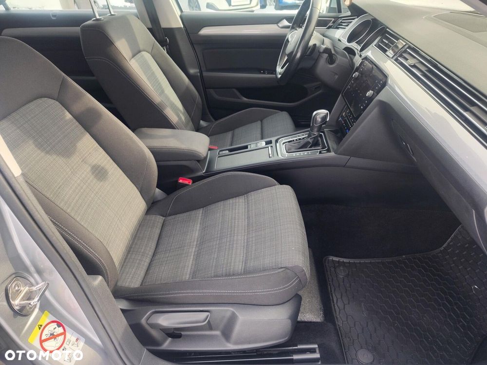 Volkswagen Passat Variant 1.5 TSI EVO Business DSG - 32