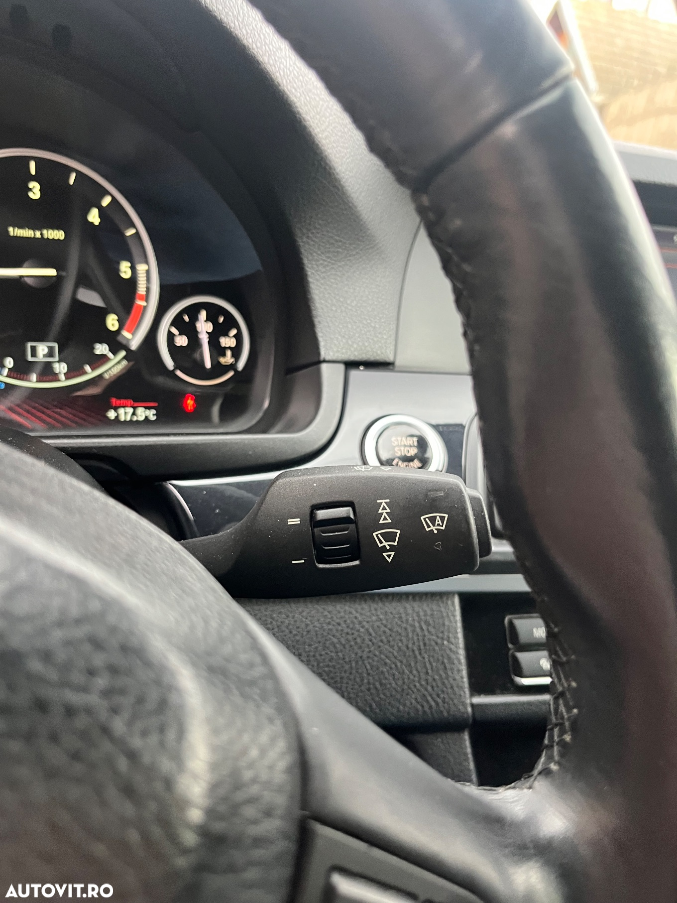 BMW Seria 5 525d Touring Sport-Aut. - 20