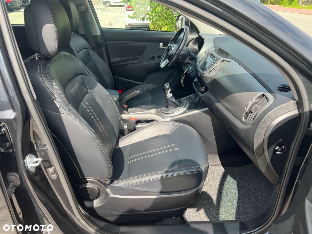 Kia Sportage 1.7 CRDI Business Line L 2WD - 31