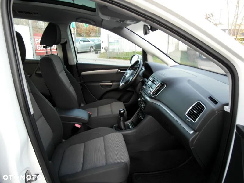 Volkswagen Sharan 2.0 TDI Comfortline - 17