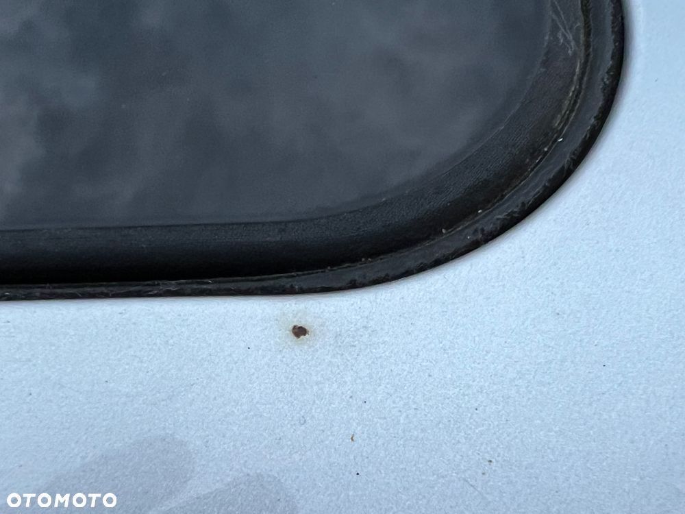 Mercedes-Benz Klasa E - 37