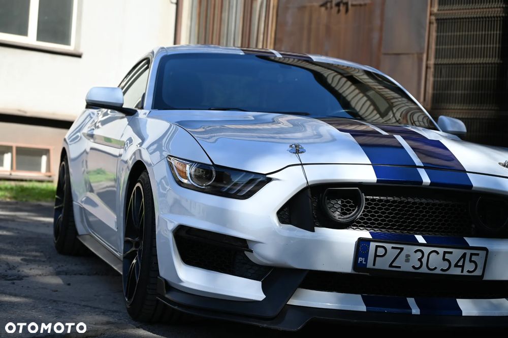 Ford Mustang Fastback 5.0 Ti-VCT V8 GT - 38