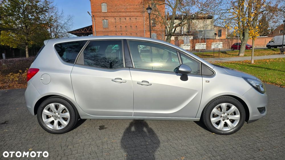 Opel Meriva - 8