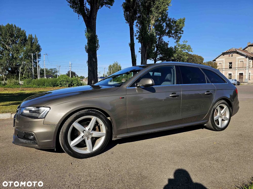 Audi A4 Avant 2.0 TDI DPF quattro S tronic S line Sportpaket - 7