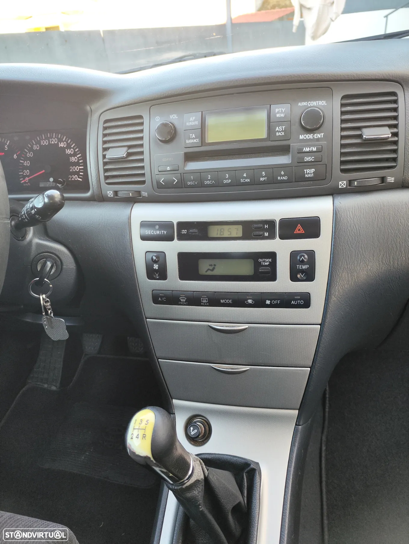 Toyota Corolla - 6