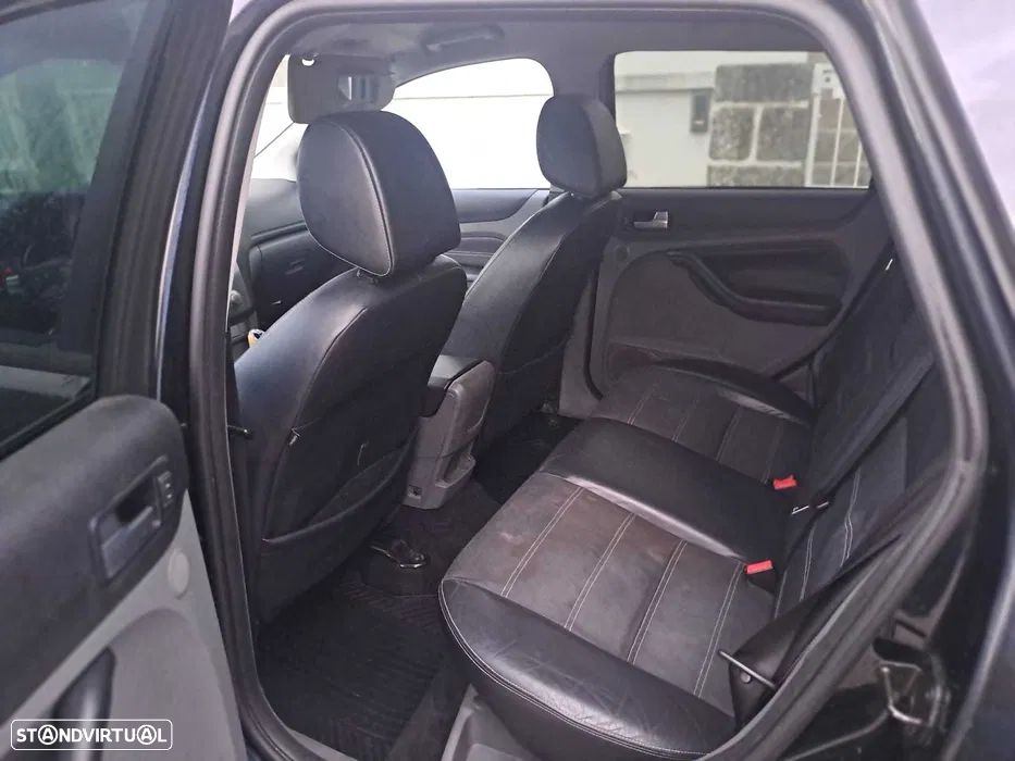 Ford Focus SW 1.6 TDCi Titanium - 6