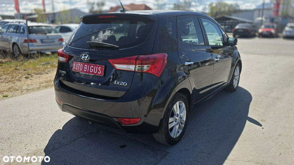 Hyundai ix20 - 8