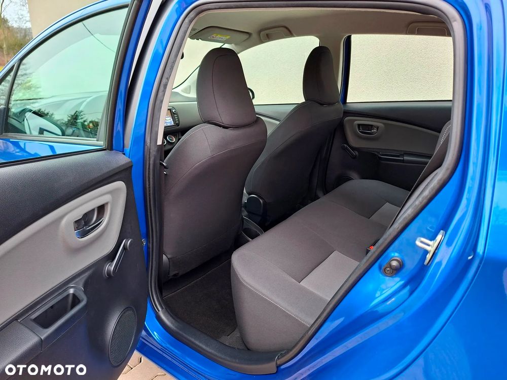 Toyota Yaris 1.5 Premium - 21