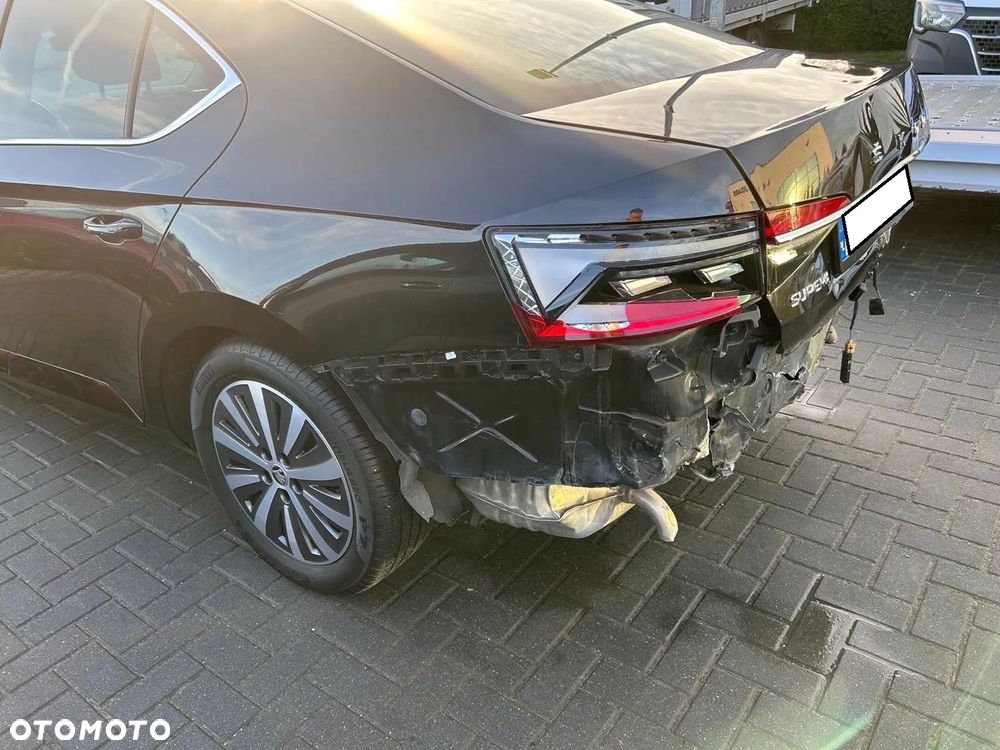 Skoda Superb 2.0 TSI Style DSG - 25