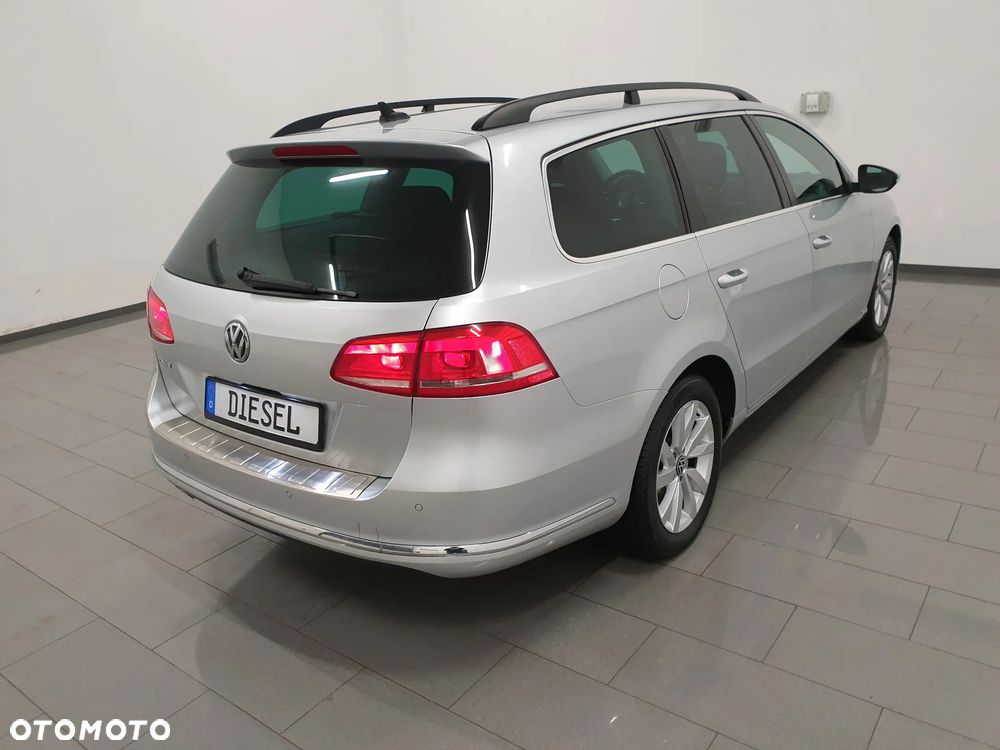 Volkswagen Passat 2.0 TDI Highline - 6