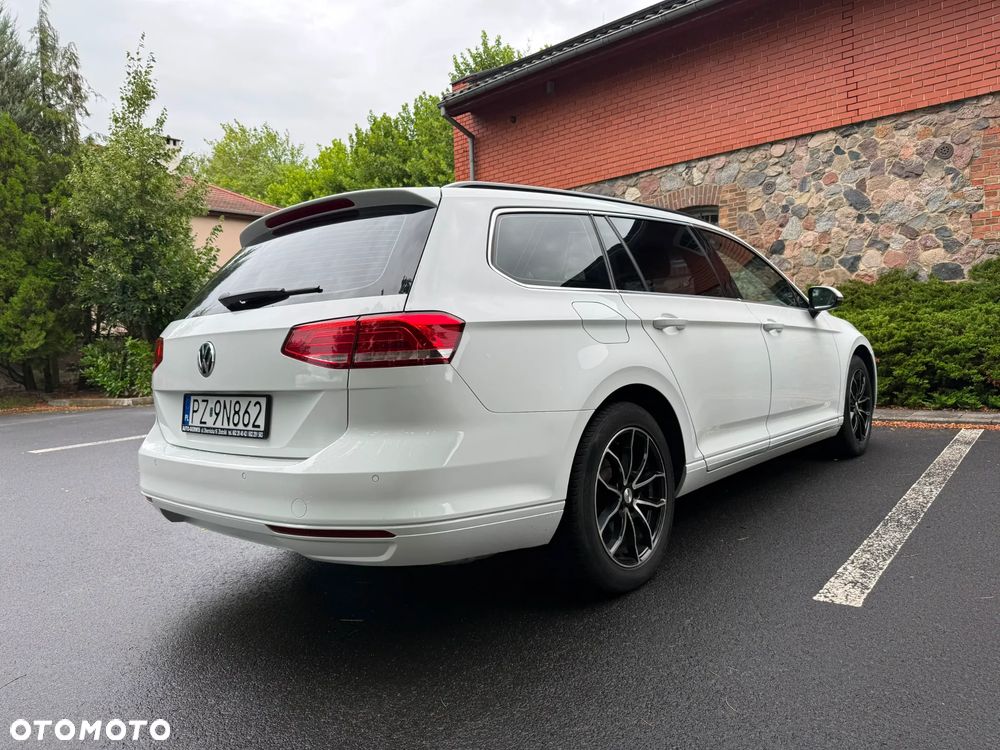 Volkswagen Passat - 15