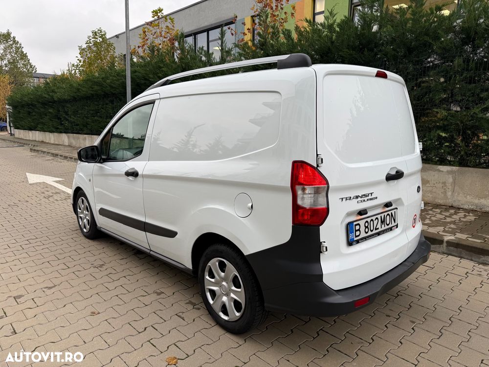 Ford Tourneo Courier - 4
