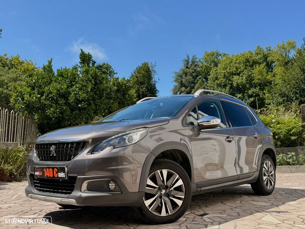 Peugeot 2008 1.2 PureTech Allure EAT6 - 36