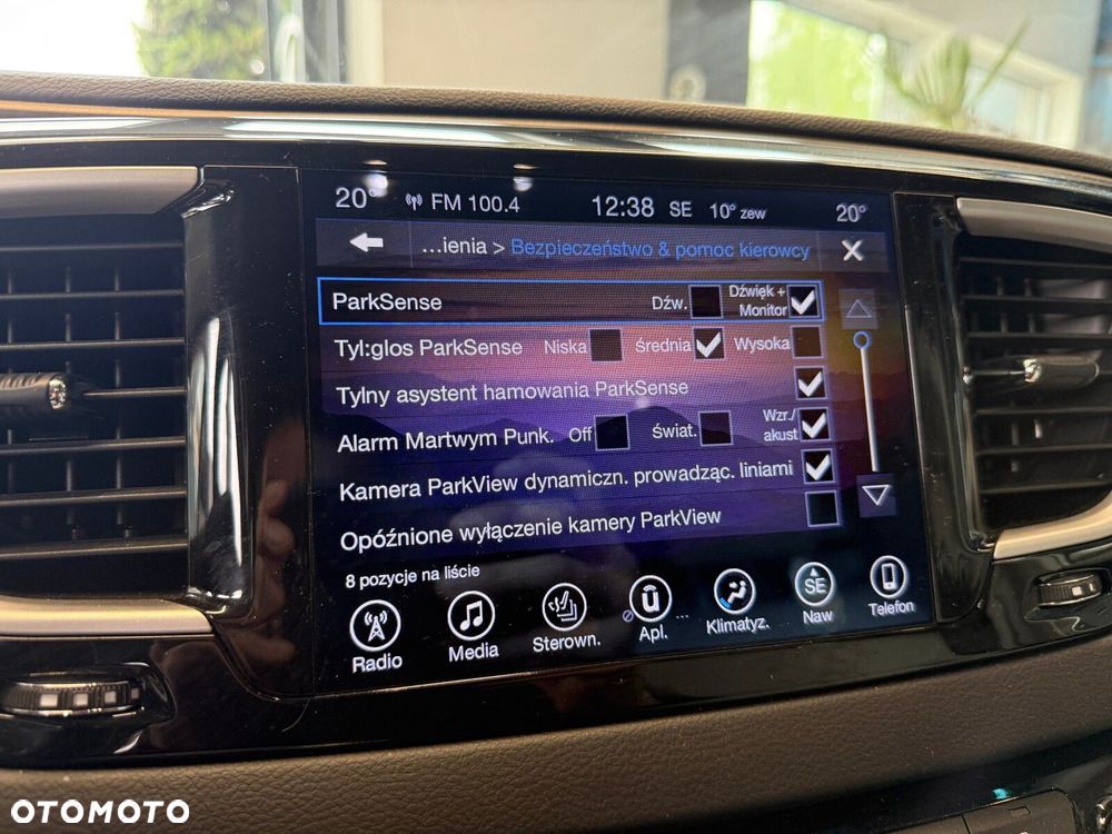 Chrysler Pacifica - 33