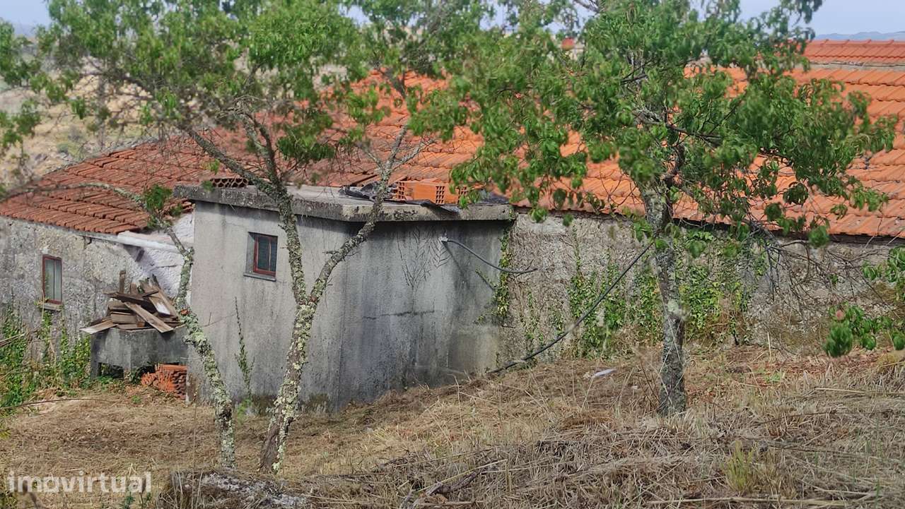 Moradia Devoluta T2 Venda em Bustelo, Carneiro e Carvalho de Rei,Amara - Grande imagem: 2/13