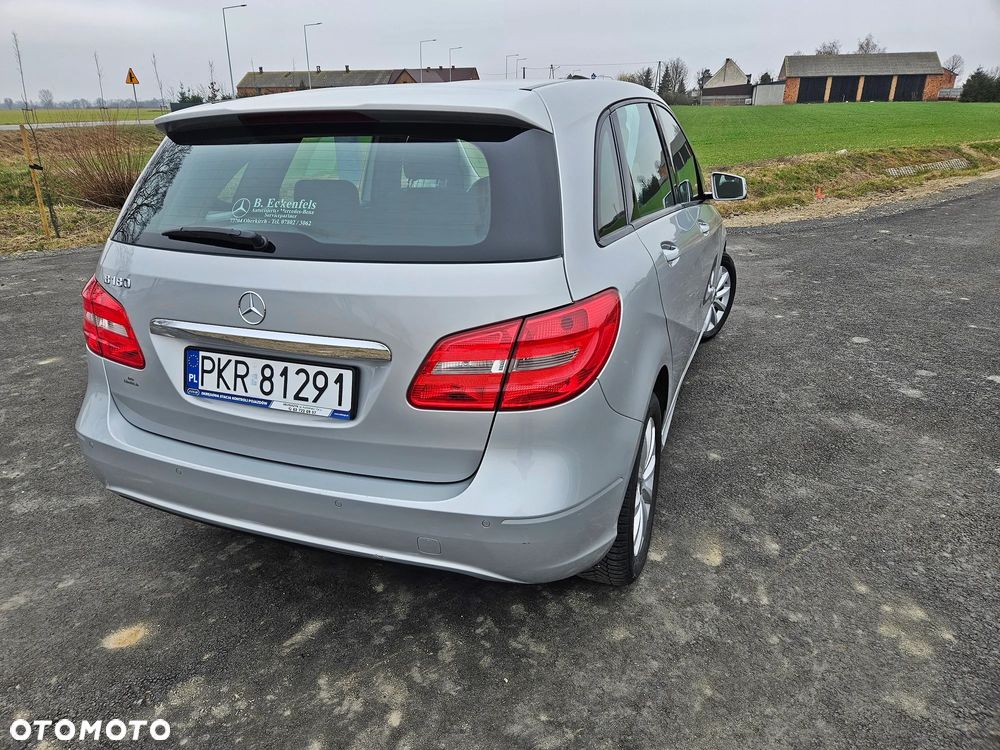Mercedes-Benz Klasa B 180 (BlueEFFICIENCY) - 4