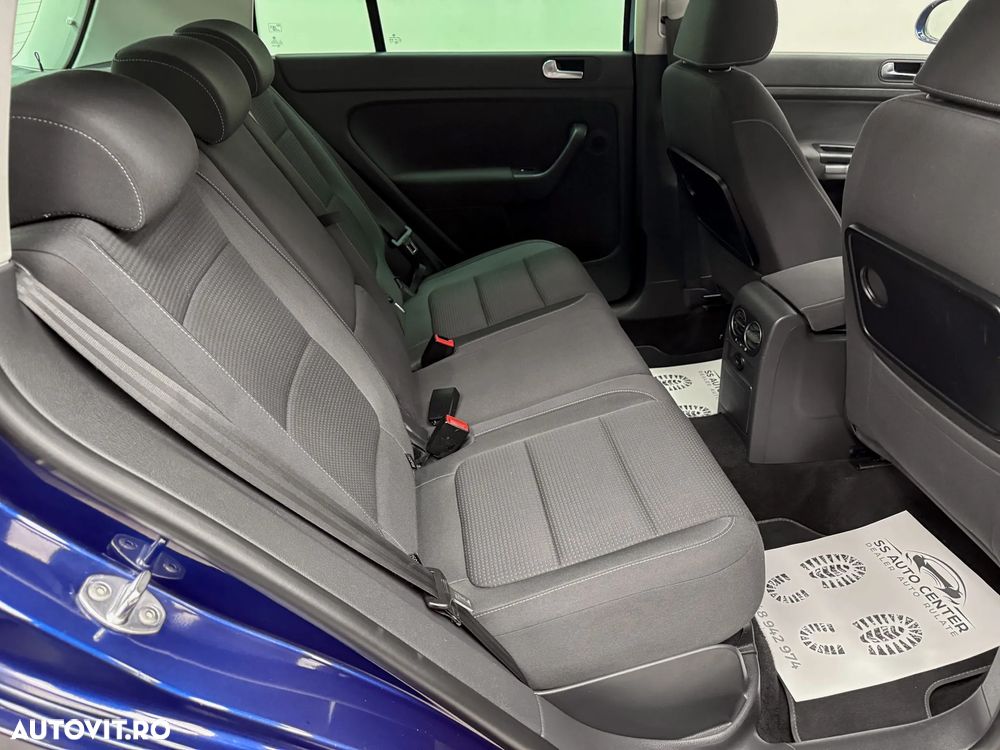 Volkswagen Golf Plus 1.6 TDI DPF BlueMotion Technology Team - 17