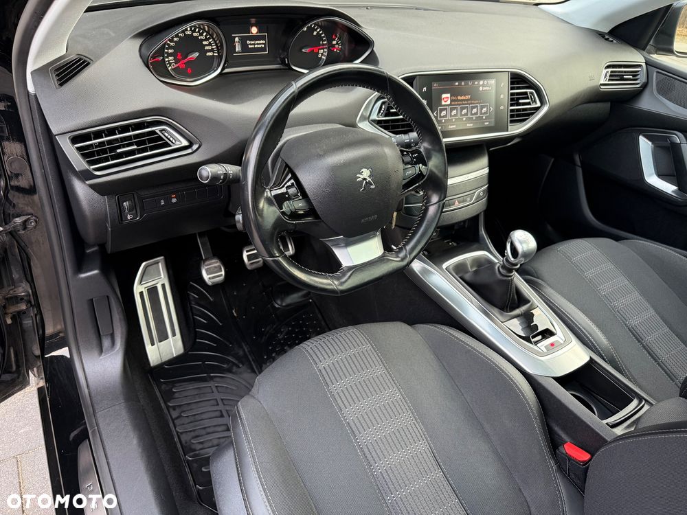 Peugeot 308 BlueHDi 130 Stop & Start Allure - 8