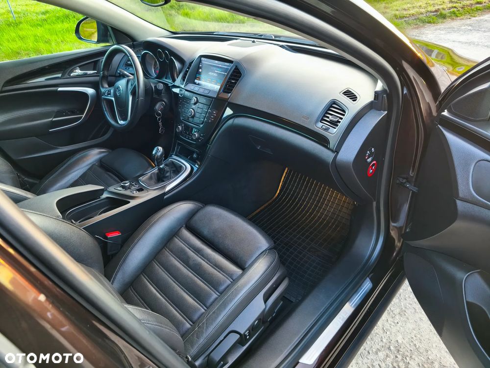 Opel Insignia 2.0 CDTI EcoFLEX Cosmo - 26