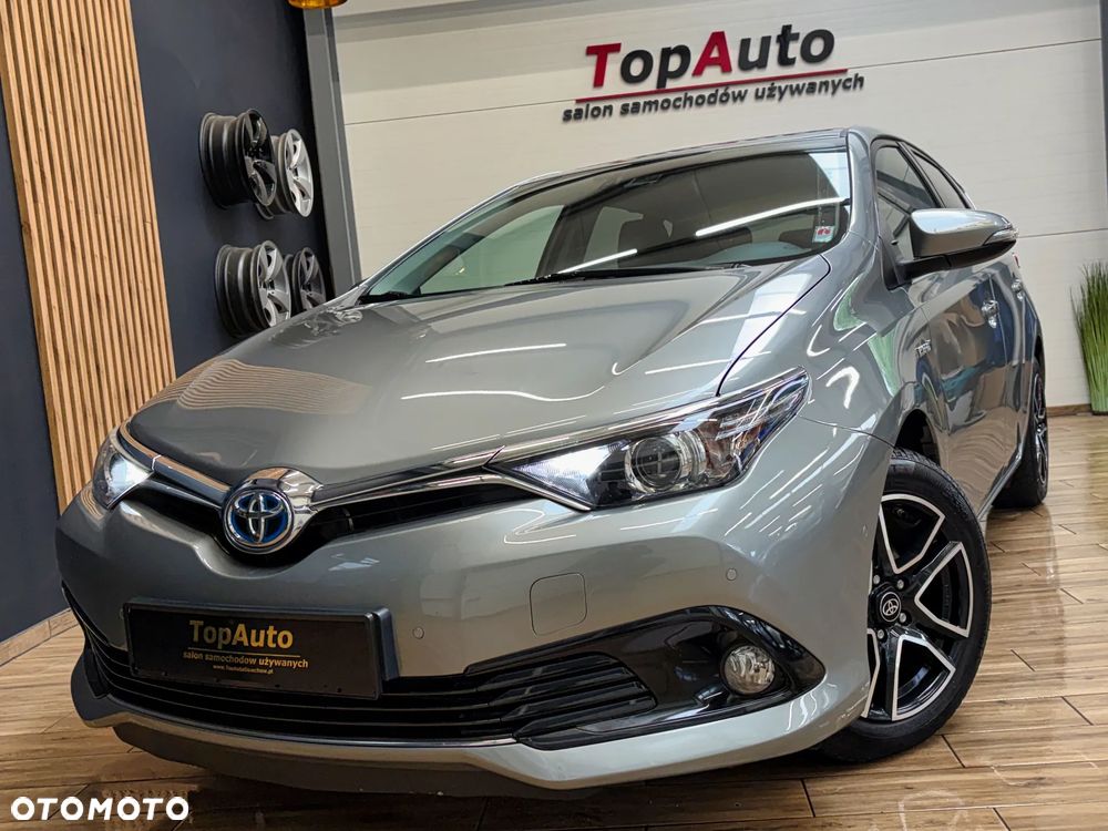 Toyota Auris - 1