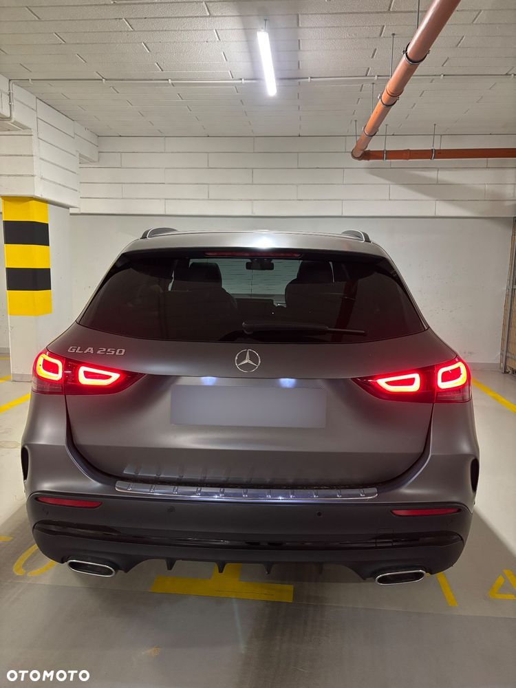 Mercedes-Benz GLA 250 - 5