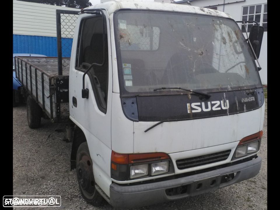 Peças Isuzu NKR (Sem motor) - 1