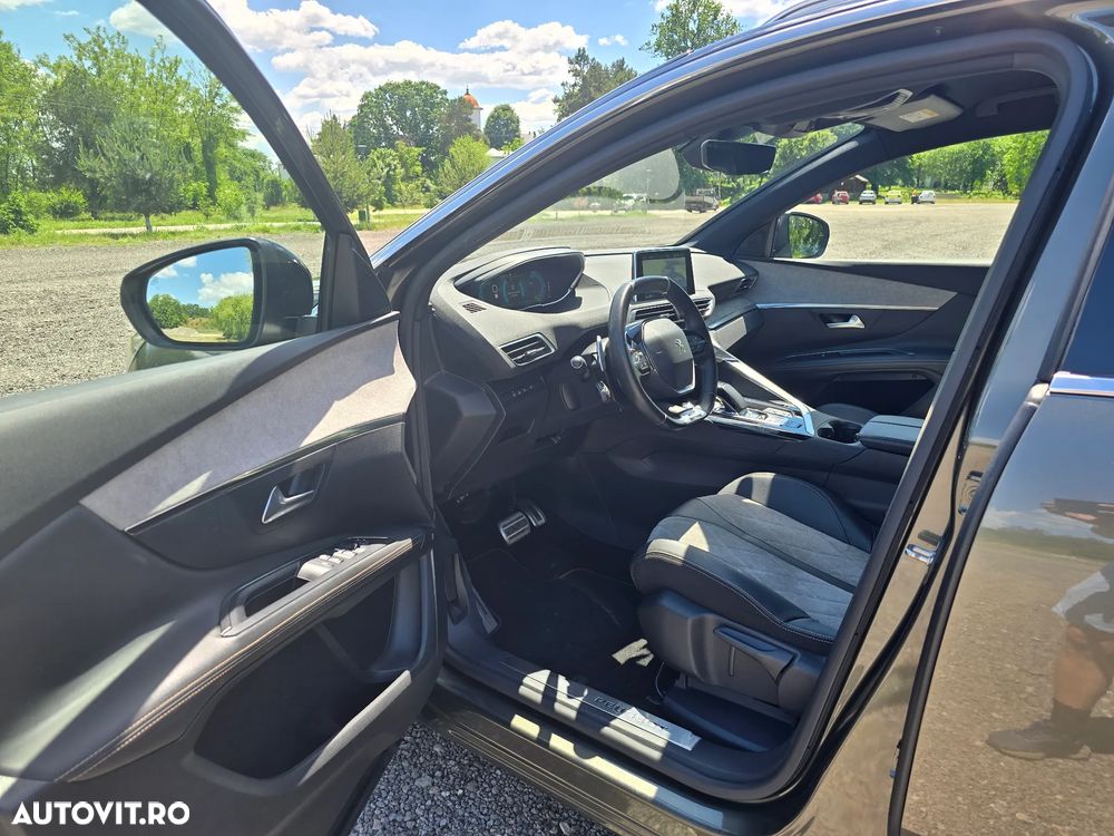 Peugeot 3008 PHEV 300 EAT8 4X4 GT - 34