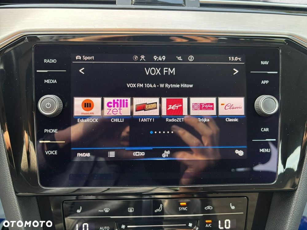 Volkswagen Passat - 18