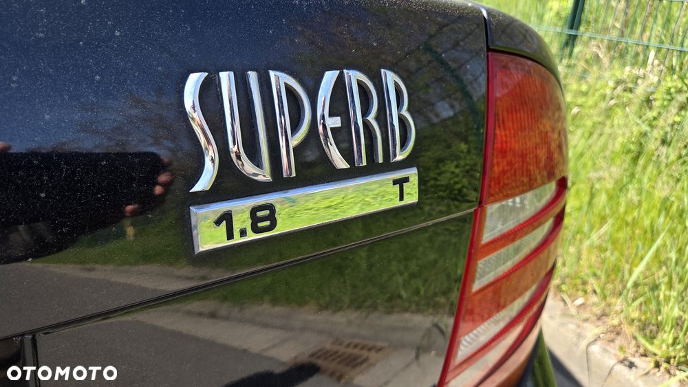 Skoda Superb 1.8 Turbo Comfort - 10