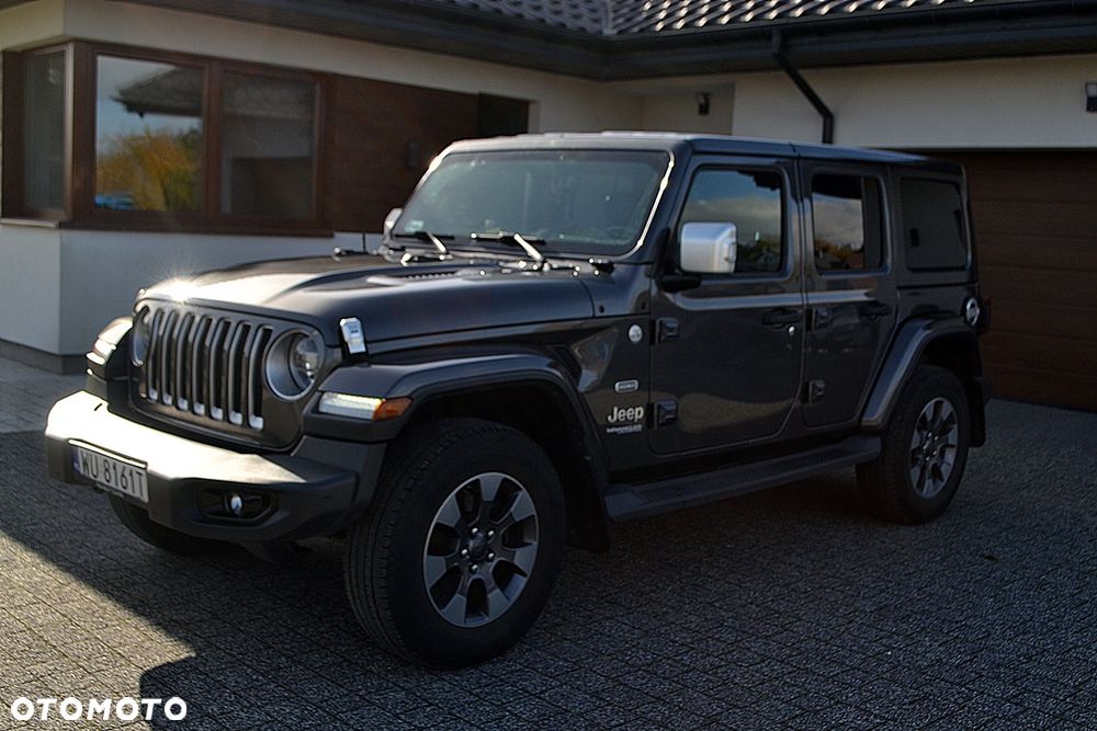 Jeep Wrangler Unlimited GME 2.0 Turbo Sahara - 3