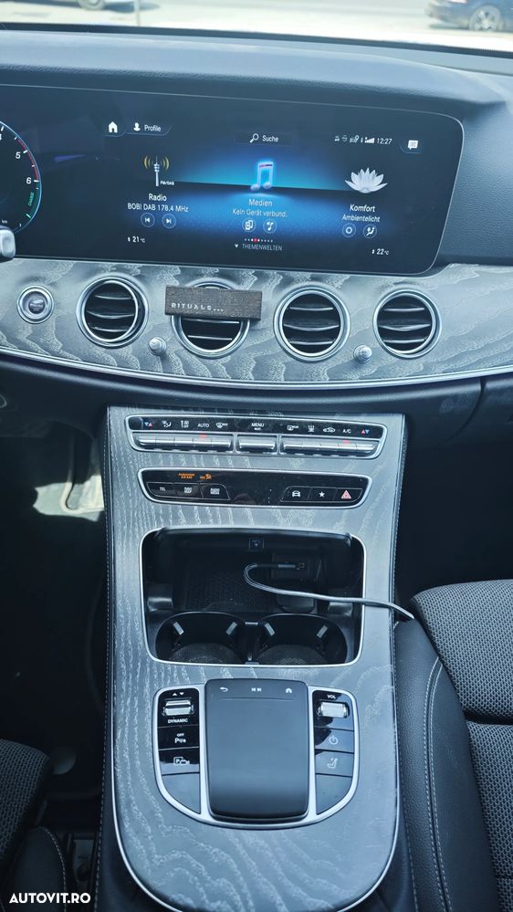 Mercedes-Benz E - 13