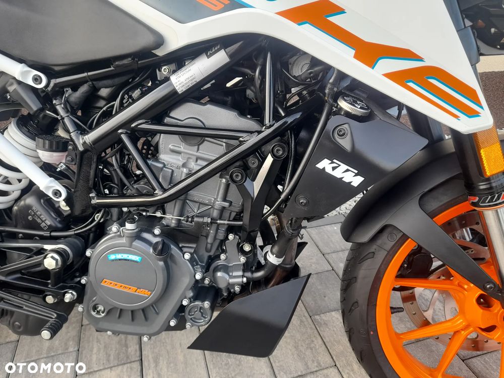 KTM Duke - 13