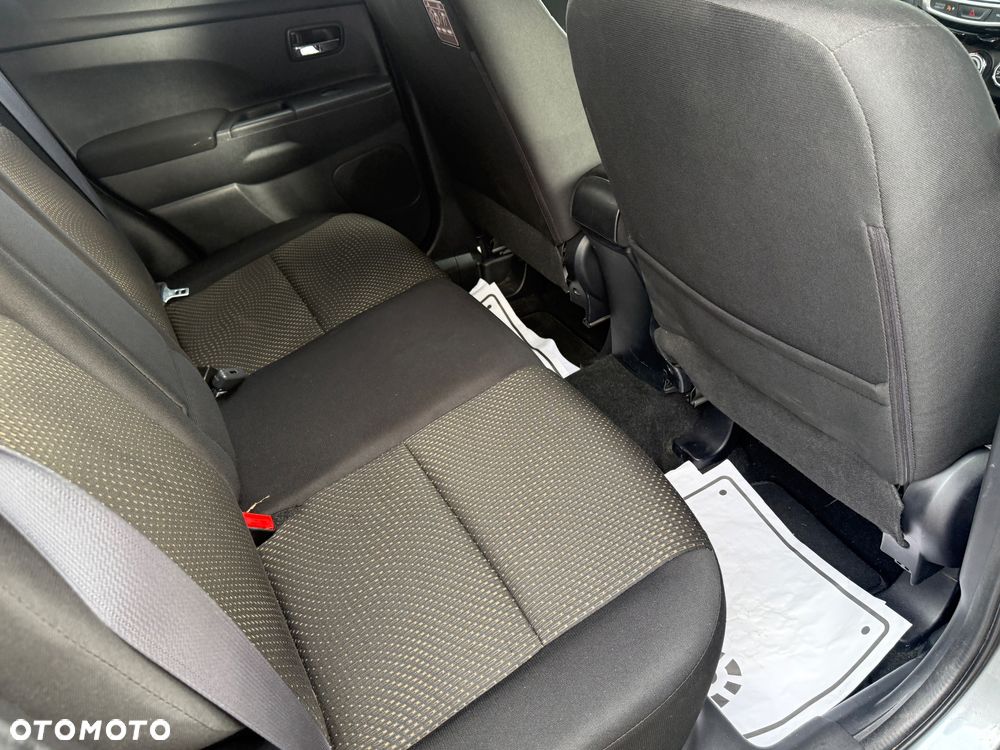 Mitsubishi ASX 1.6 Blue Sky Edition - 11