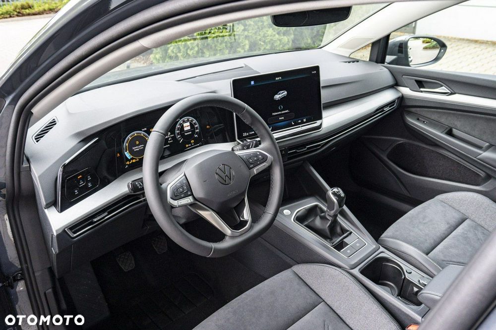 Volkswagen Golf - 11