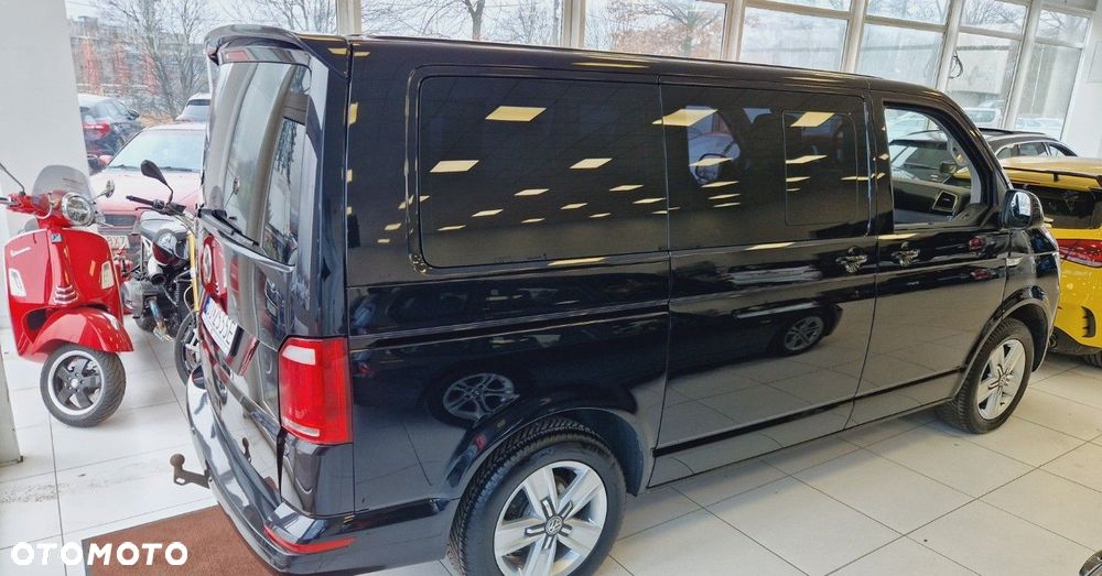Volkswagen Multivan - 13