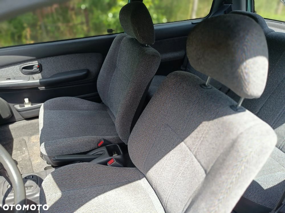Daihatsu Charade - 7