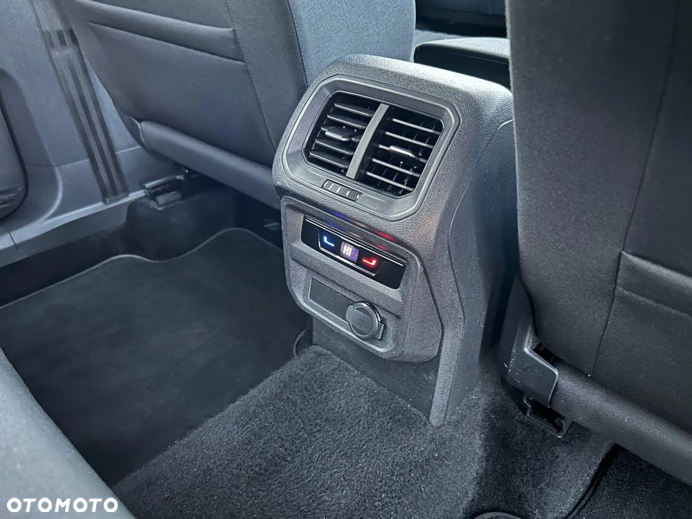 Volkswagen Tiguan Allspace 2.0 TDI SCR IQ Drive 7os - 33