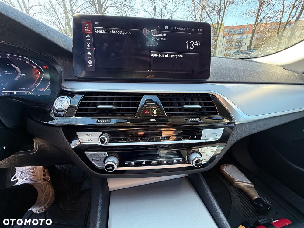 BMW Seria 5 518d - 8