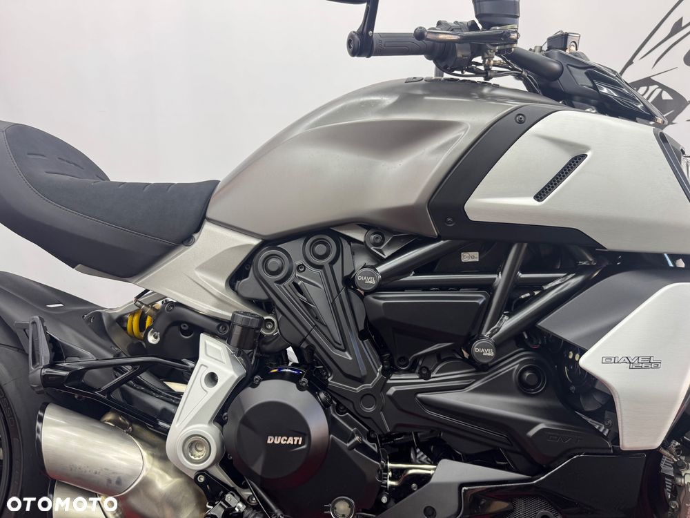 Ducati Diavel - 34