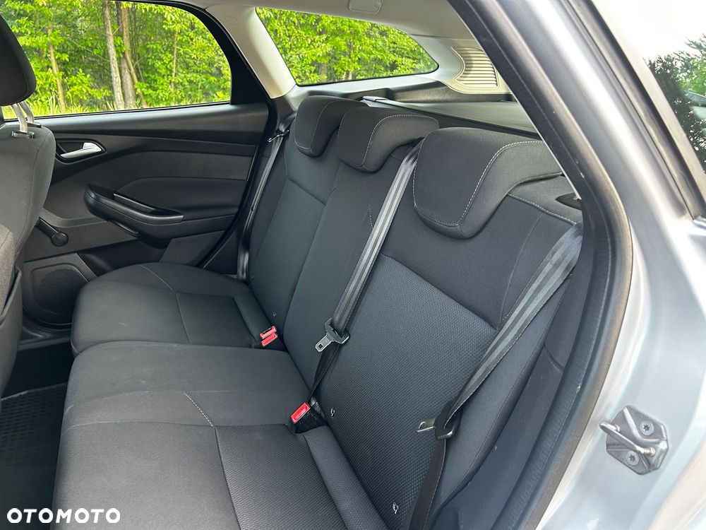 Ford Focus - 22