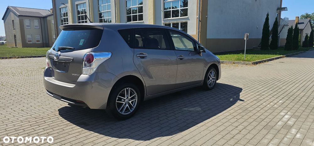 Toyota Verso 1.6 D-4D 7-Sitzer Start/Stop Skyview Edition - 4