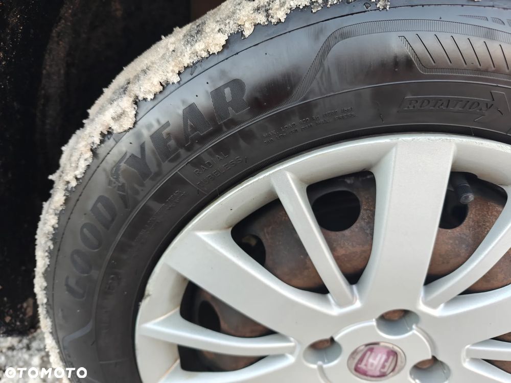 Fiat Linea 1.4 Active Euro5 - 19