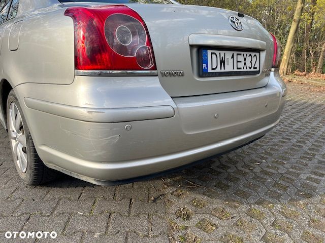 Toyota Avensis 2.0 D-4D Luna - 12