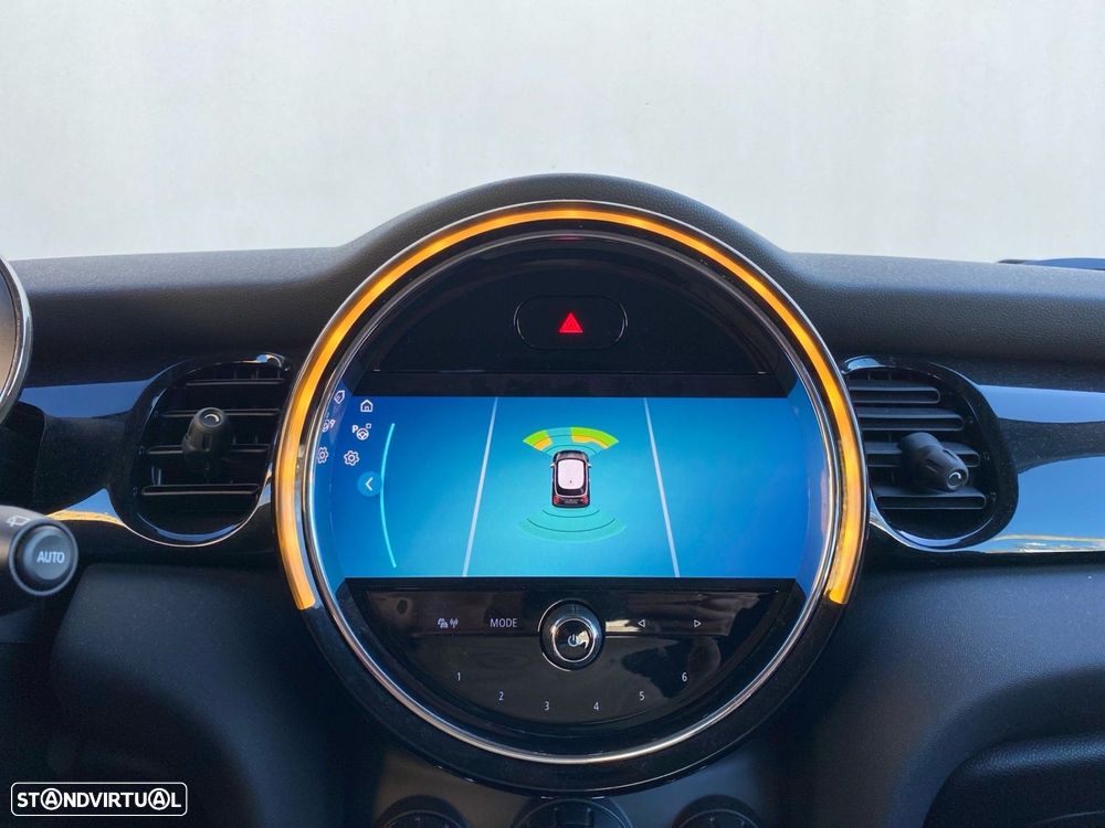 MINI 3 Portas Cooper SE Classic - 8