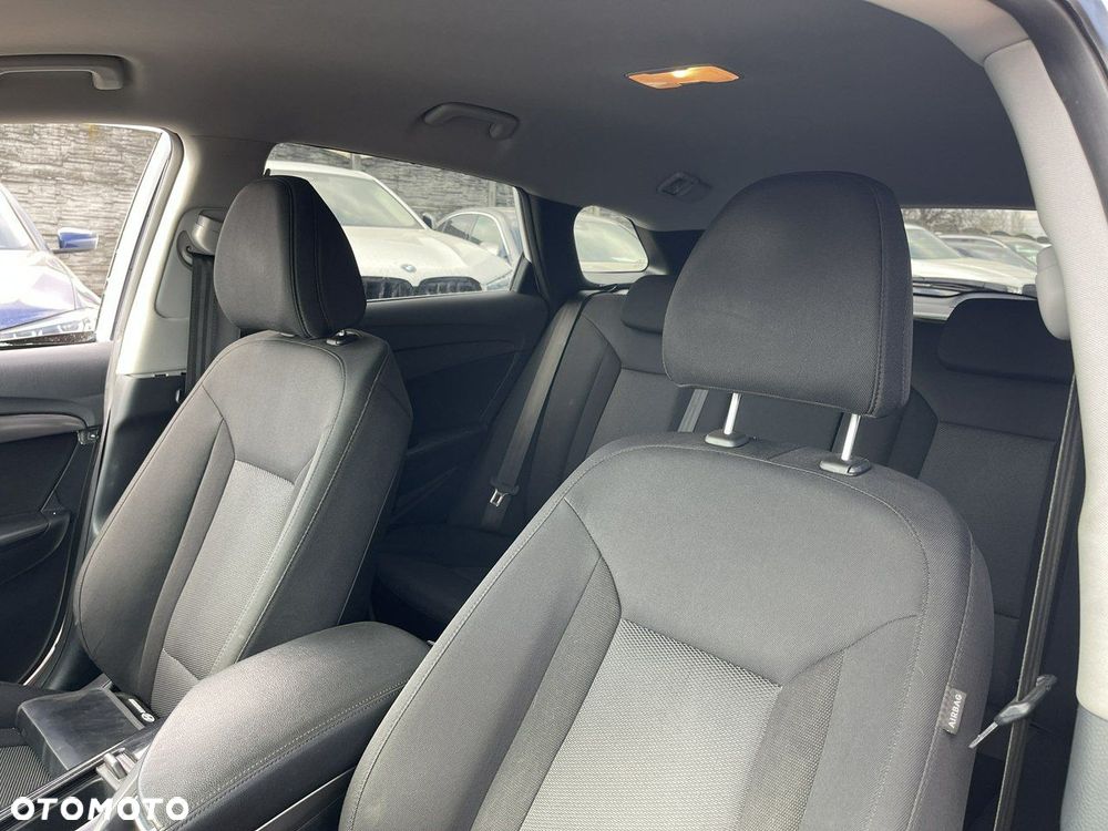 Hyundai i40 Kombi blue 1.6 CRDi Space - 13