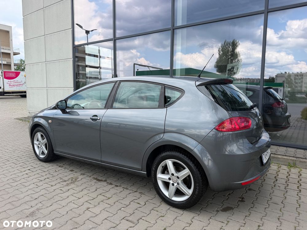 Seat Leon 1.6 TDI Ecomotive Reference - 4
