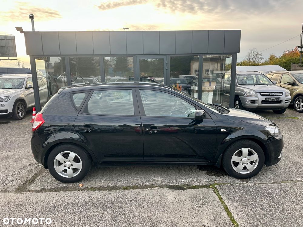 Kia Ceed 1.6 Crdi Comfort + - 11