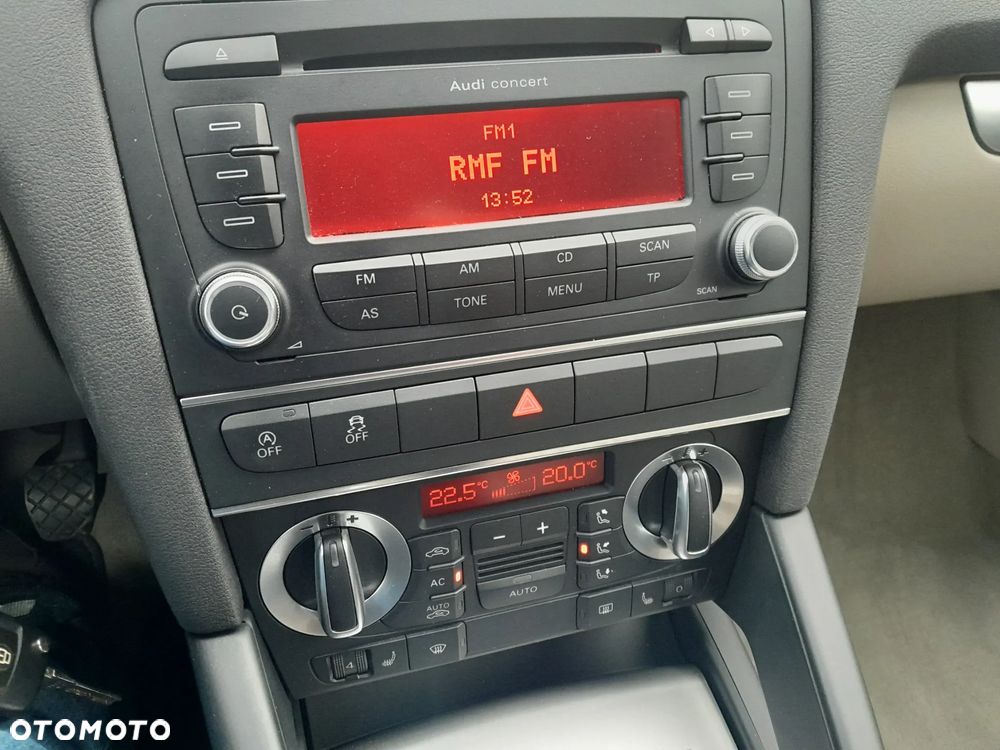 Audi A3 Sportback 2.0 TDI DPF quattro S line Sportpaket - 14